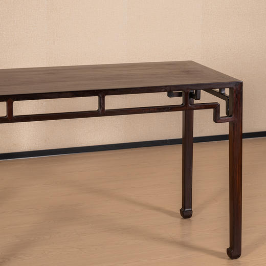 清	红木罗锅枨矮栳四面平独板画桌 商品图4