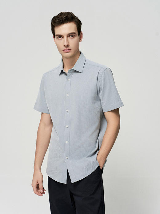 【短袖细条纹男衬衫】25年夏季新品男士薄款短袖细条纹商务休闲上衣 商品图1
