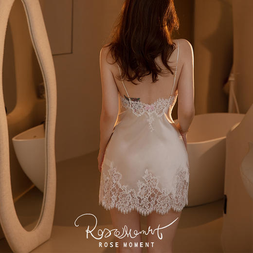 可插杯垫真丝中款吊裙 A250312 商品图3