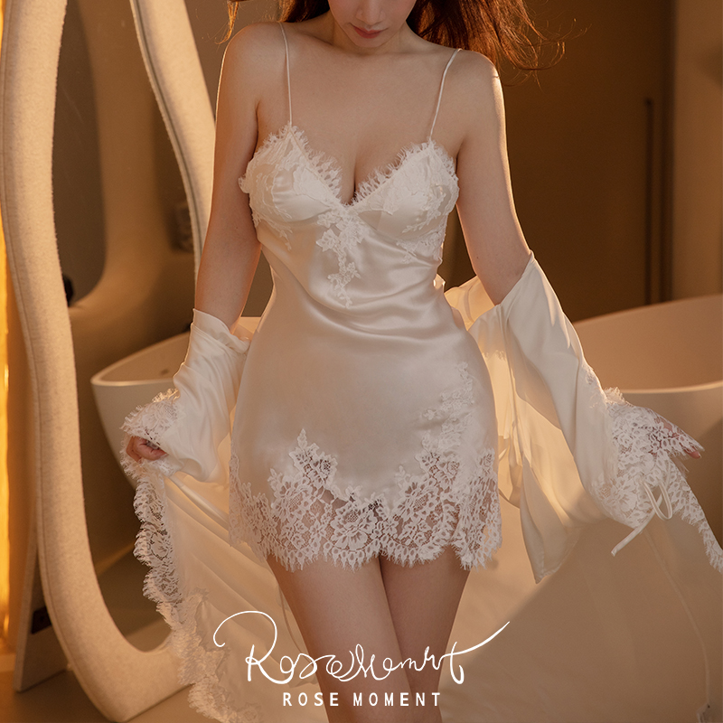 可插杯垫真丝中款吊裙 A250312