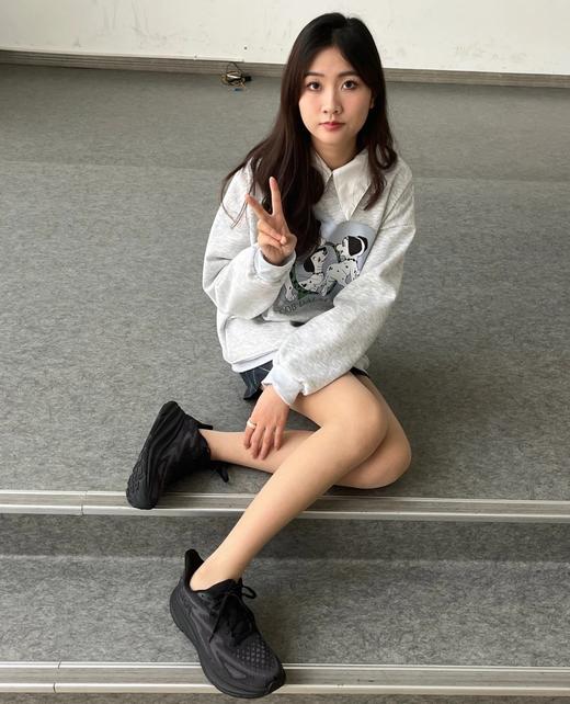 HokαClifton9软弹大底轻马拉松跑鞋男女情侣款板鞋球鞋 商品图11