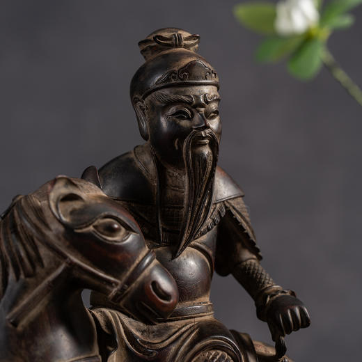 明	黄花梨木雕关公武财神摆件 商品图3