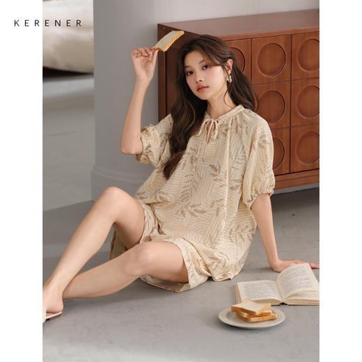 可人儿小众设计师新款泡泡绵女士睡衣夏季短袖可外出家居服套装 商品图1
