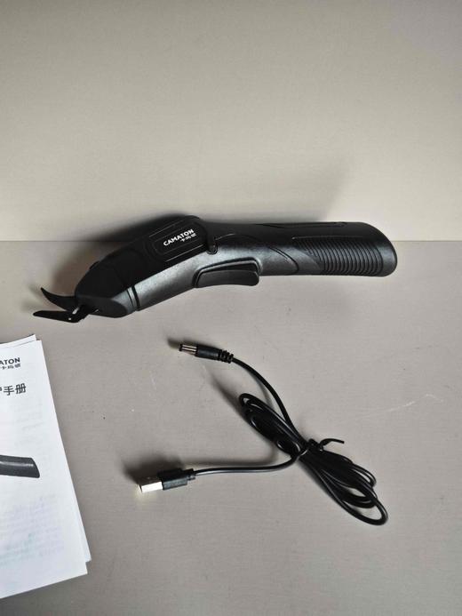 【货号02374】手持式电动剪刀锂电裁布剪充电插电裁布剪刀裁缝剪布刀缝纫切布机 商品图7