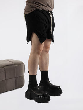 Rick Owens | HOLLYWOOD 开叉平角短裤