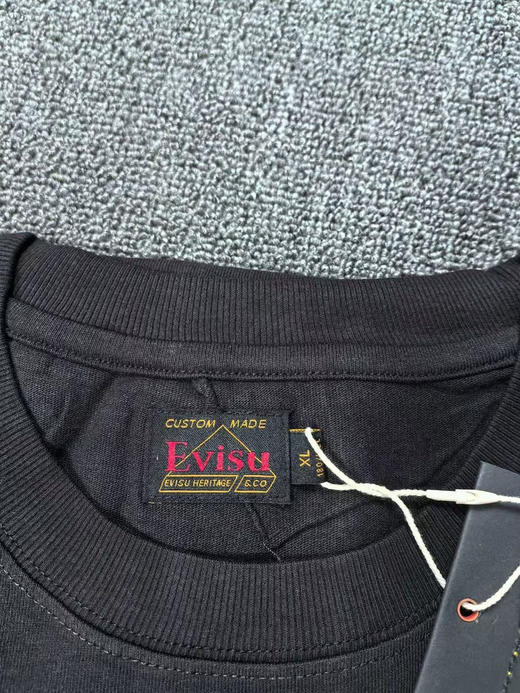 原单正品 EVISU男款T恤 印花纯棉圆领潮流时尚休闲百搭短袖 上身舒适 100%全棉
产地 柬埔寨 尺码 M/16   L/8 XL/39 商品图3