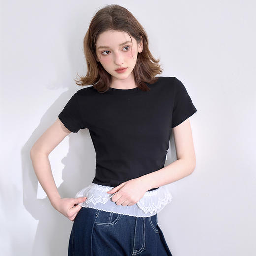 【限时秒杀】西遇圆领短袖t恤女春夏新款短款蕾丝边芭蕾风正肩白色上衣D0050504/D0050734/V0050735 商品图3