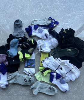 全新正品Asics出口日本全速干男士短袜船袜
全速干+手工对目+腰头提花 均码适合40-44

特价💰69八双包邮，颜色随机

猫店正常30+一双