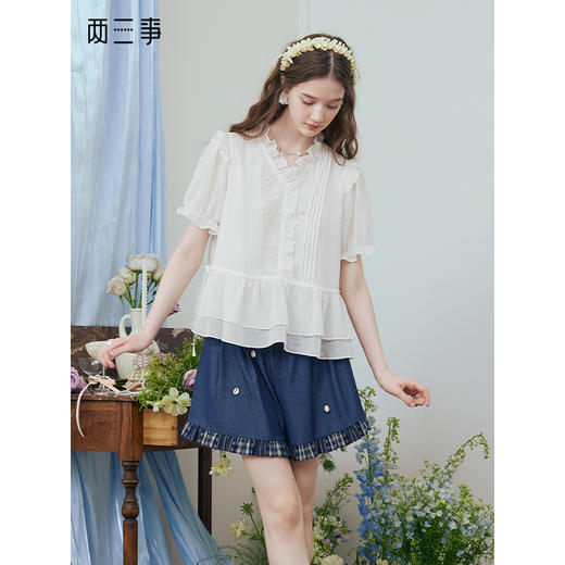 两三事 云纱捕风 2025夏季新款甜美绣花荷叶边拼接泡泡袖衬衫女 商品图0
