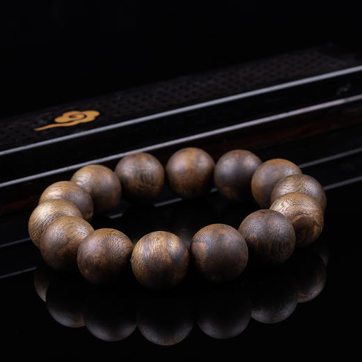 xy0344沉香16mm素串豪华大手串 商品图1