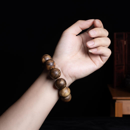 xy0343沉香20mm大素串单圈手串 商品图7