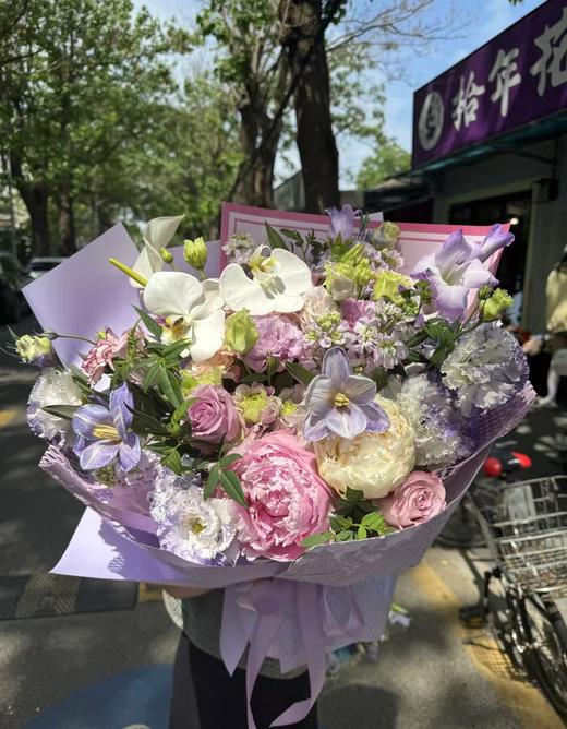 「紫色系」蝴蝶兰紫罗兰等混搭花束 商品图1
