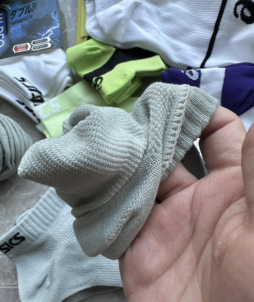 全新正品Asics出口日本全速干男士短袜船袜
全速干+手工对目+腰头提花 均码适合40-44

特价💰69八双包邮，颜色随机

猫店正常30+一双 商品图7