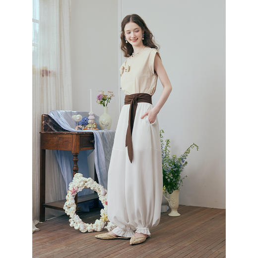 两三事 尼罗漫旅 2025夏季新款时尚拼色绑带灯笼裤女宽松休闲裤 商品图1