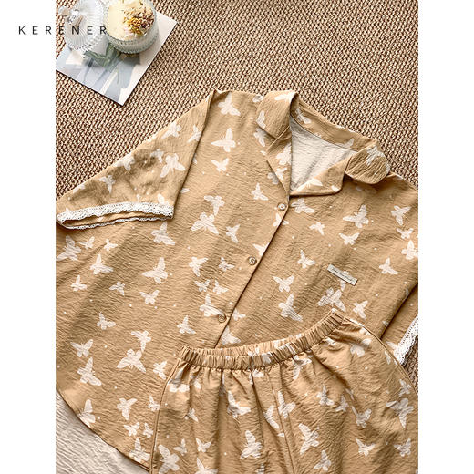 可人儿小众设计师新款泡泡绵女士睡衣夏季短袖可外出家居服三件套 商品图1