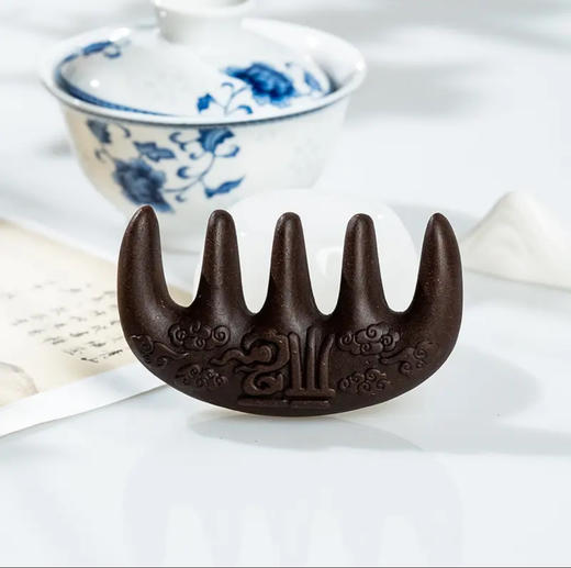 热卖！宫造 祥云纳福·何首乌香梳 按摩头皮 精美礼盒礼袋 商品图4