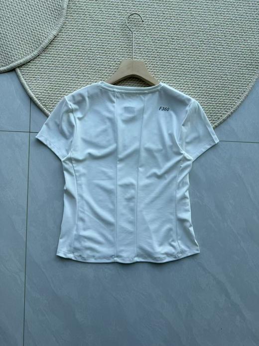 点此购买 迪桑特夏季箭头女士速干短袖T恤 BK 319532 商品图2