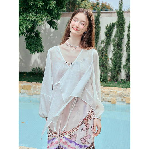 两三事月色珍珠2025夏季新款百搭不对称下摆绑带灯笼袖雪纺开衫女 商品图2