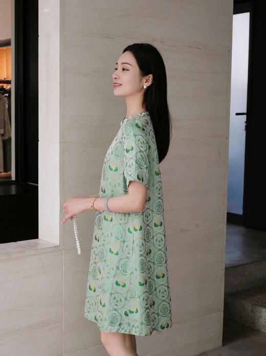 盛唐婧 |真丝宋锦青柑连衣裙 商品图1