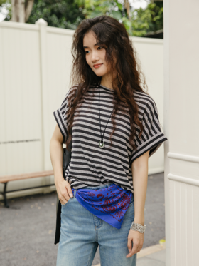 一片式薄款翻边袖撞色条纹上衣FCF2TEE080