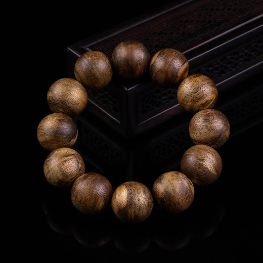 xy0343沉香20mm大素串单圈手串 商品图0