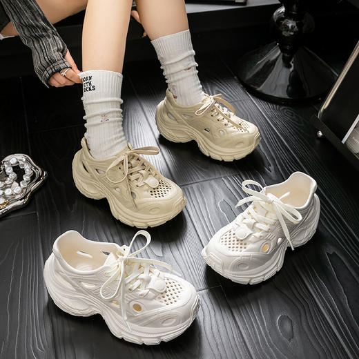 【超舒服❗️新款老爹洞洞鞋】EVA踩屎感，轻便舒适，穿出大长腿！男款夏季户外穿厚底防滑防臭透气凉鞋沙滩潮流拖鞋女士拖鞋 商品图0