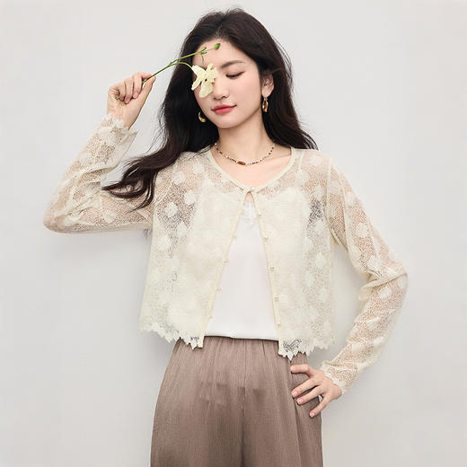 熙世界轻薄透气镂空蕾丝小衫女高级感夏新款提花外搭短款开衫上衣 商品图4