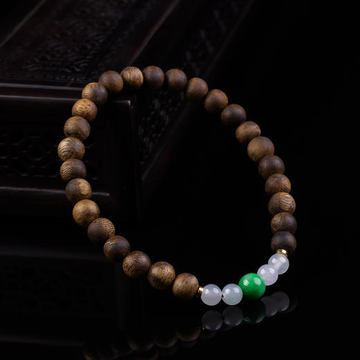 XY0337沉香+翡翠气质单圈手串 商品图1