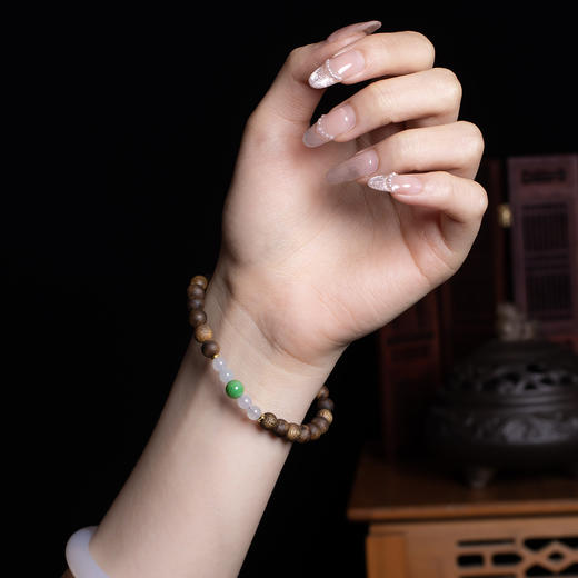 XY0337沉香+翡翠气质单圈手串 商品图7