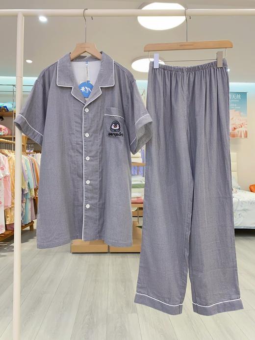 松植屋情侣款口袋小企鹅刺绣双层纱纯棉短袖长裤纱布睡衣套装男女款家居服 商品图7