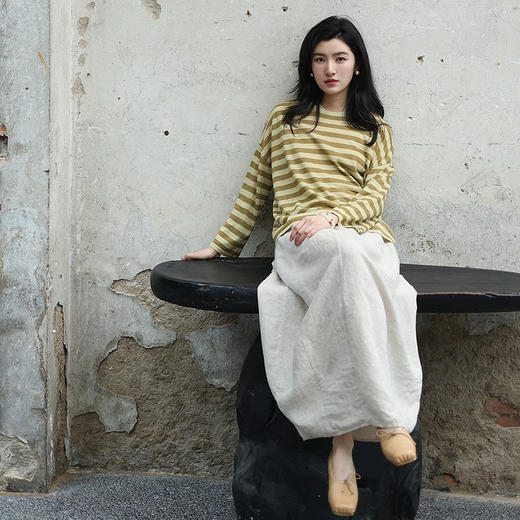 绽放女装305朵【甜茶系列·柑橘】冰镇亚麻条纹防晒套头毛织T恤衫 商品图1