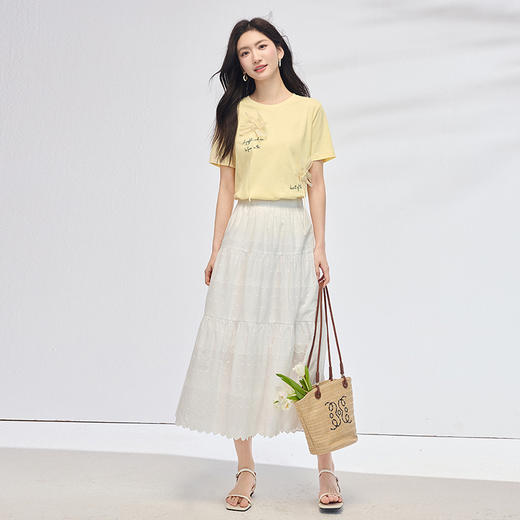 【专属特价】熙世界设计感立体花朵正肩T恤短袖休闲圆领纯棉上衣女2025夏新款 商品图4