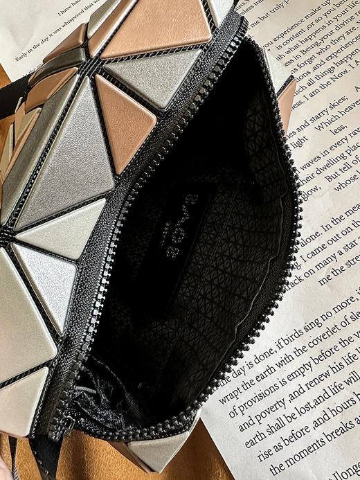 现货 THS-无 三宅家 进口环保PVC丘比特方包 3色 CQ1400 商品图9