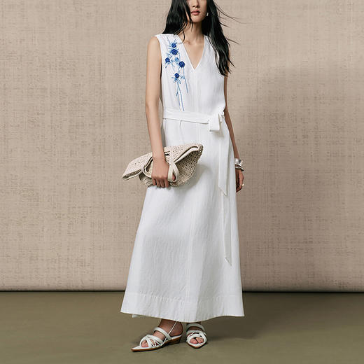 【林栖设计小店】【手工钩花】亚麻混纺连衣裙优雅绣花2025夏季新品长裙女F1952496 商品图8
