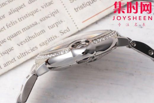 AF卡地亚蓝气球系列 中号33mm 钻圈冰蓝面 女士腕表 商品图6
