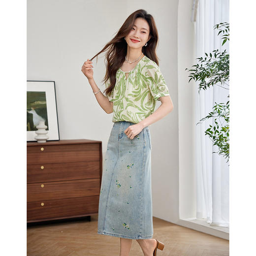 【专属特价】熙世界清新减龄小衫女2025夏款宽松舒适衬衫 商品图2