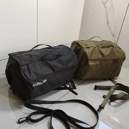 点此购买 始祖鸟收纳包手提可单肩斜挎双面包 qk 319596 商品图0