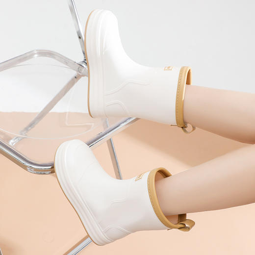 新款中筒防水防滑水鞋加绒时尚外穿雨天雨靴软底胶鞋 商品图2