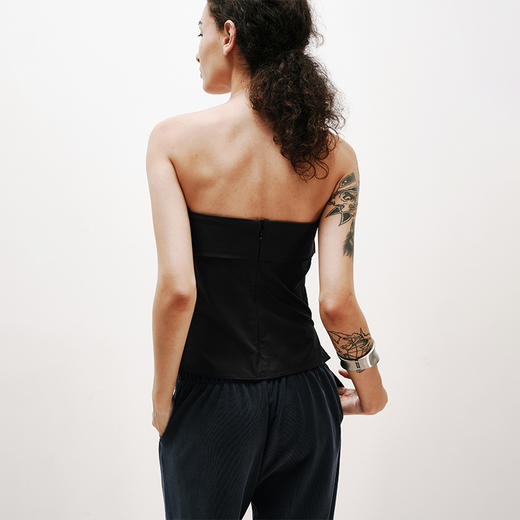 NUTH黑色短款一字肩抹胸上衣修身显瘦抹胸背心女 商品图1