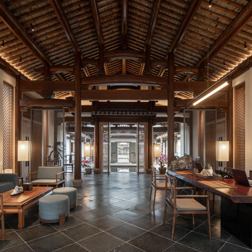 3天2晚【黄山紫阳烟雨度假酒店】周末不加价！含正餐、下午茶、门票/徽墨描金/沉浸式妆造、店内活动、汉服旅拍等，畅享12000㎡大型徽派园林景观酒店建筑群~ 商品图5