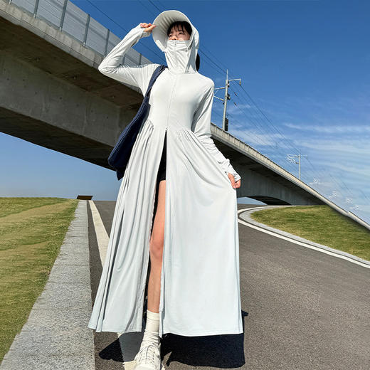 【夏日防晒C位出道🔥】2025新款长裙☀️UPF50+防紫外线💨轻薄透气显瘦！穿上它，凉爽如风般自在🍃全身长款防晒衣 2025夏新款修身大裙摆 户外原纱型防紫外线防晒长裙 商品图7
