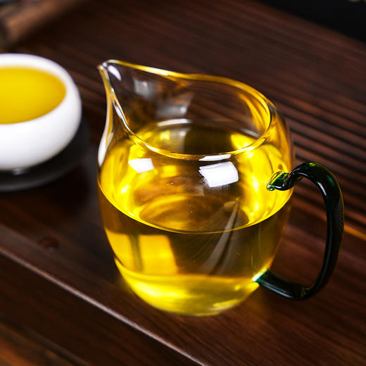 【茶王七星班章白菜青饼】2025年春茶 史诗级巨作让整个茶界为之沸腾，正统班章味班章韵中国制茶大师多年心血结晶 商品图4