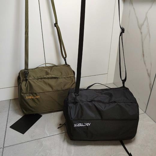 点此购买 始祖鸟收纳包手提可单肩斜挎双面包 qk 319596 商品图2