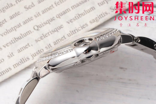 CR卡地亚蓝气球系列 中号33mm 钻圈罗马面 女士腕表 商品图5