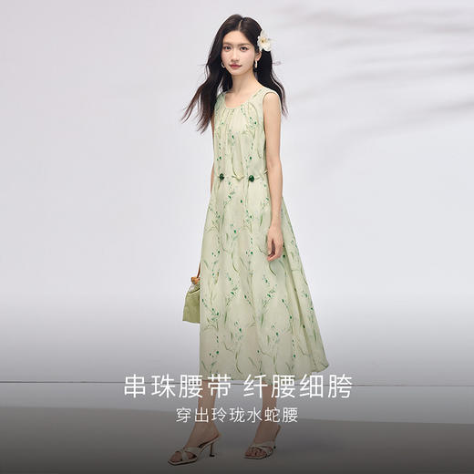 【专属特价】熙世界法式碎花挂脖背心连衣裙女夏季新款度假风圆领无袖a字长裙 商品图3