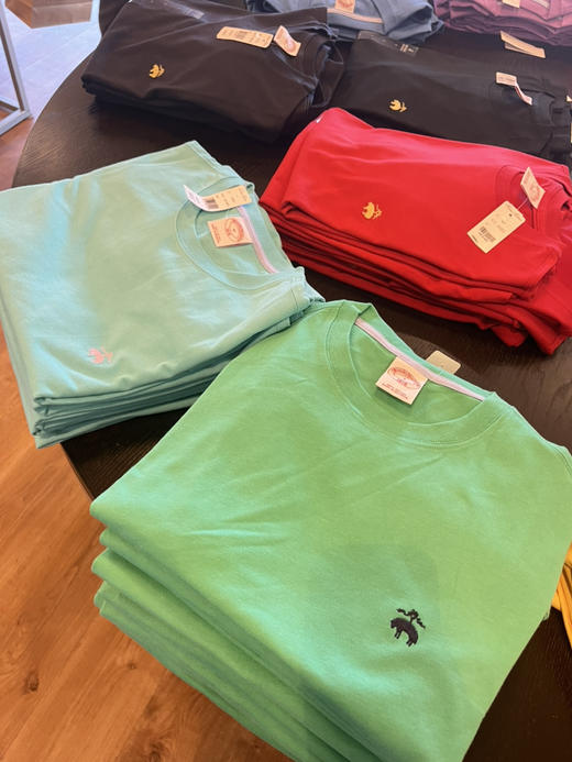 Brooks Brothers布克兄弟 🐑纯色刺绣🪡小羊标 男士短袖T恤 ¥298/件，¥550两件 商品图4
