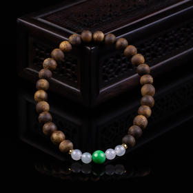 XY0337沉香+翡翠气质单圈手串