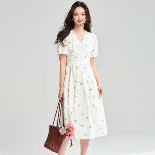 【大牌同款】25夏季轻奢气质风连衣裙 设计感潮流长裙 商品图12