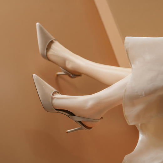 【预售5天】裸色高跟鞋女细跟夏季新款漆皮法式性感气质职业尖头包头凉鞋FDJ&YC---265 商品图2