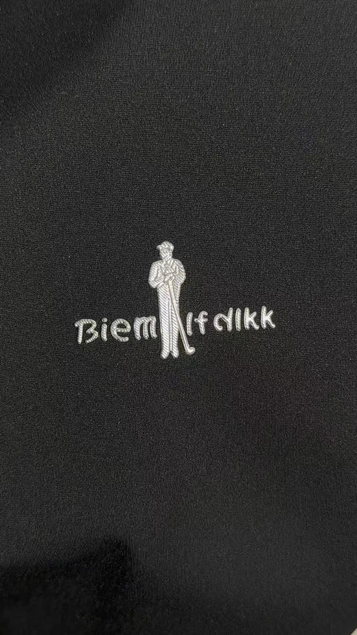 正品比音勒芬25夏季新款轻商务翻领polo衫

科技的面料，专业的加持，透气抗皱，

立体裁剪，修饰身形，商务运动自如切换，

黑，白两色，尺码m-3xl

原价2000➕ 商品图7